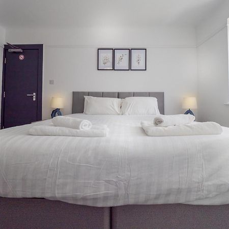 3Br Haven Retreat In Wallasey With Free Street Parking Exteriér fotografie